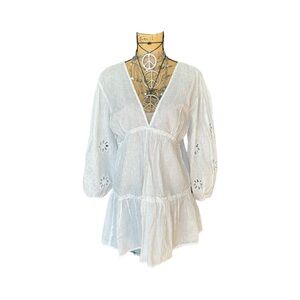 NEW Blue Island Beach White Boho swimsuit coverup White w/silver details -SIZE M